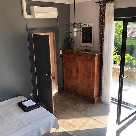 Maison Au Calme Au Coeur De Village Saint-Georges-dʼOrques エクステリア 写真